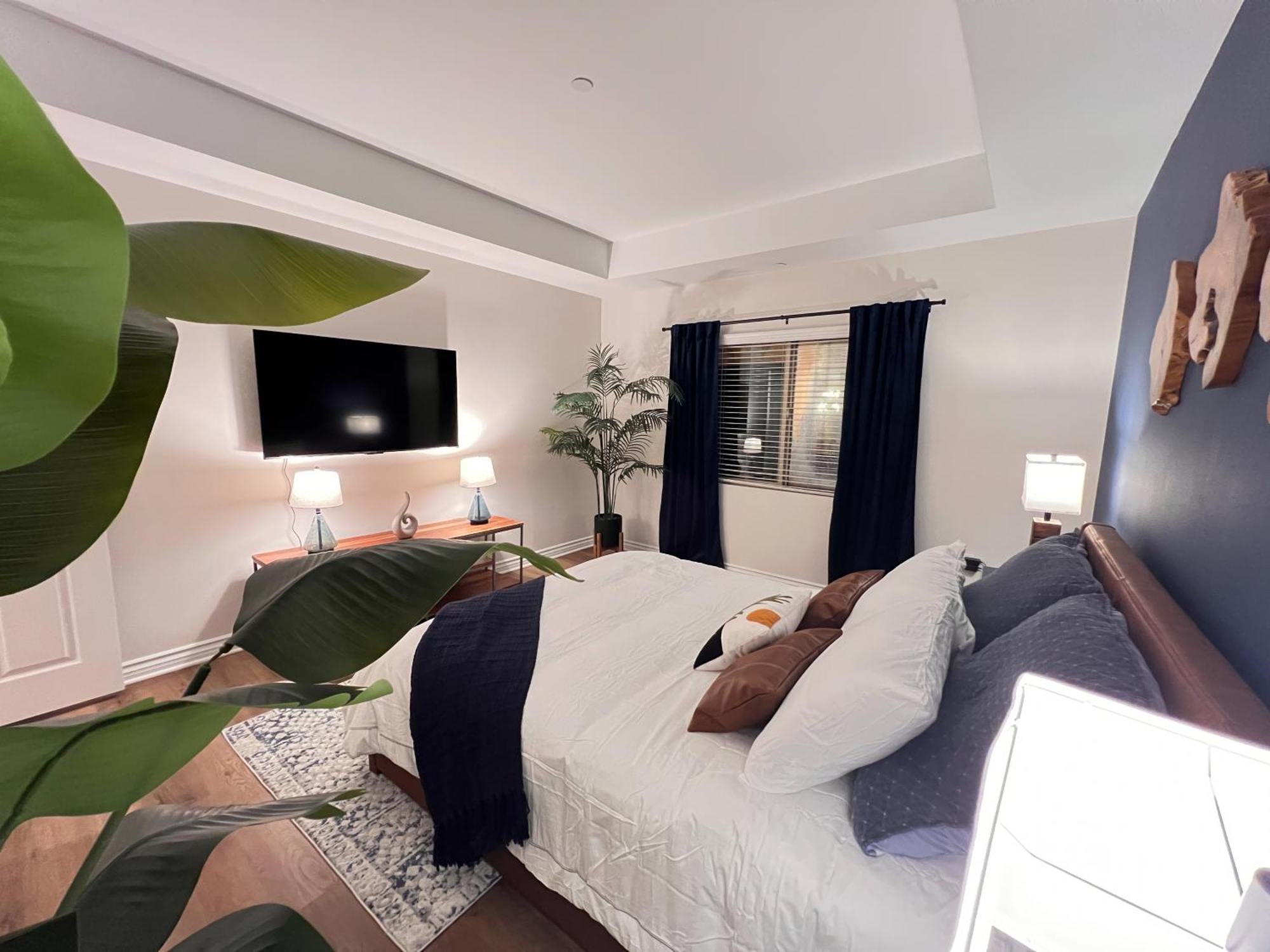 Beautiful 2 Bd 3 Beds In Heart Of Encino 105 Appartement *