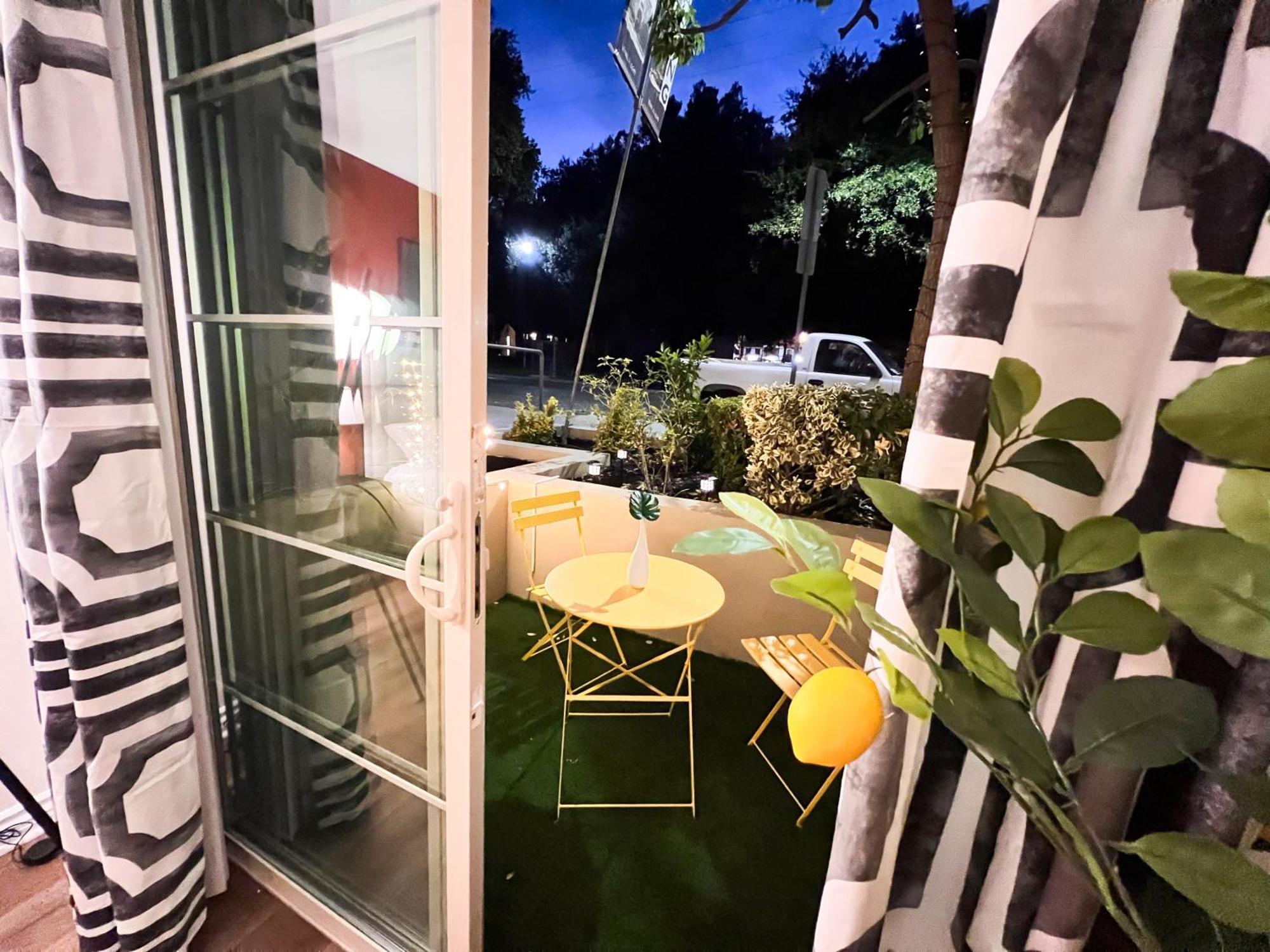 Beautiful 2 Bd 3 Beds In Heart Of Encino 105 Apartamento Los Ángeles
