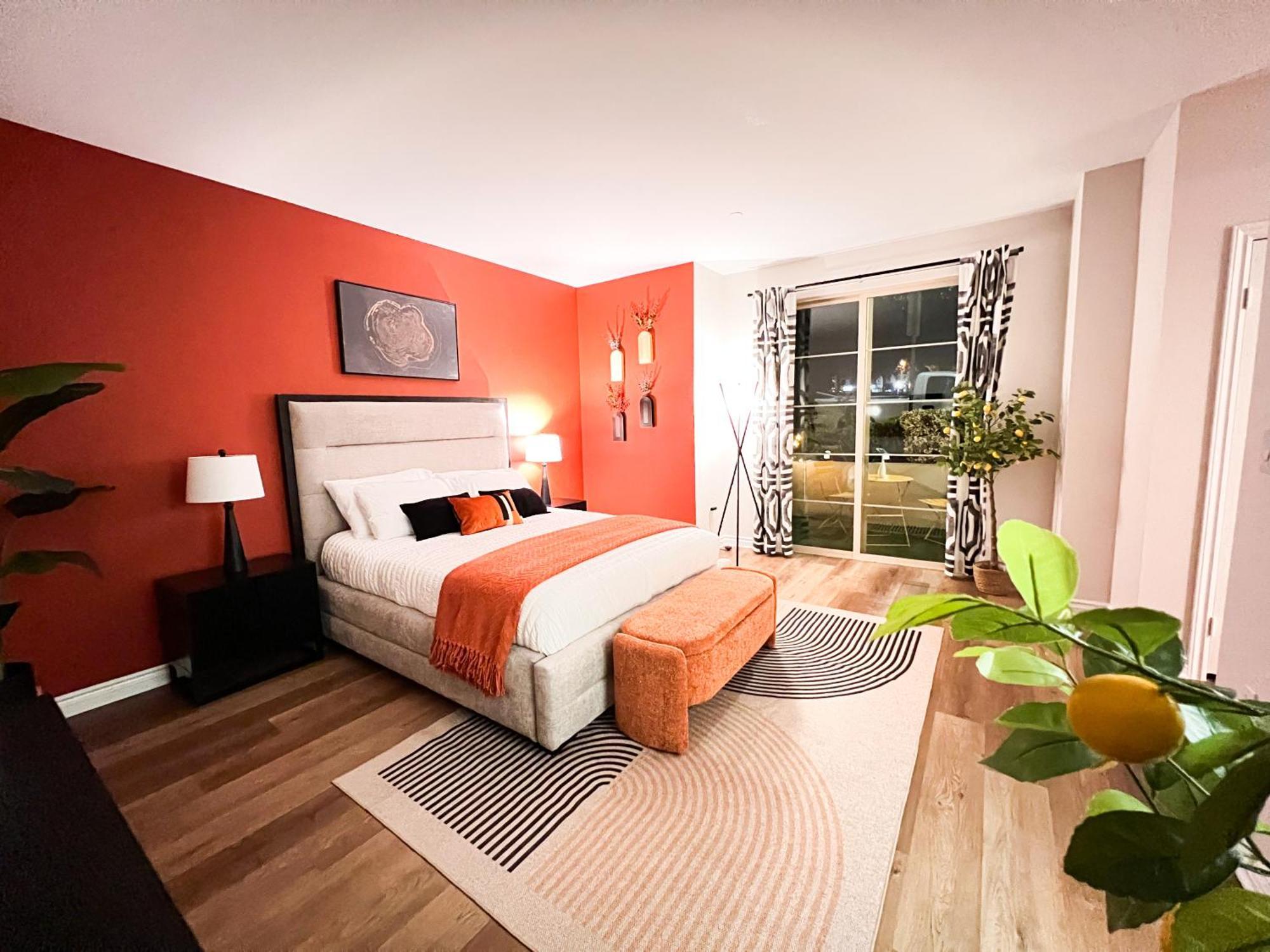 Beautiful 2 Bd 3 Beds In Heart Of Encino 105 * Los Ángeles