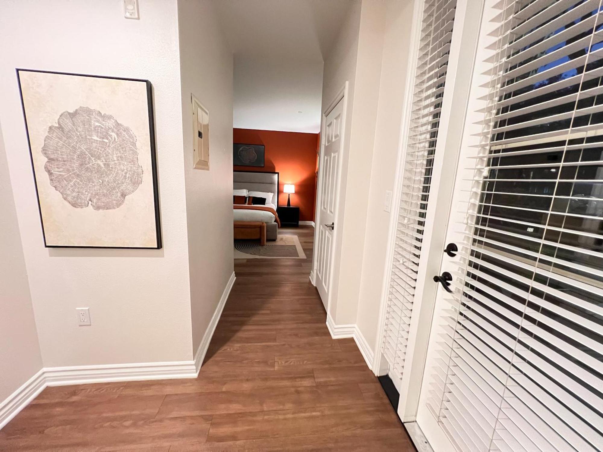 Beautiful 2 Bd 3 Beds In Heart Of Encino 105 Los Ángeles